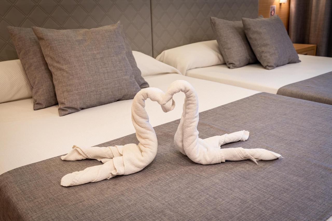 Hotel Golden เบนิดอร์ม ภายนอก รูปภาพ