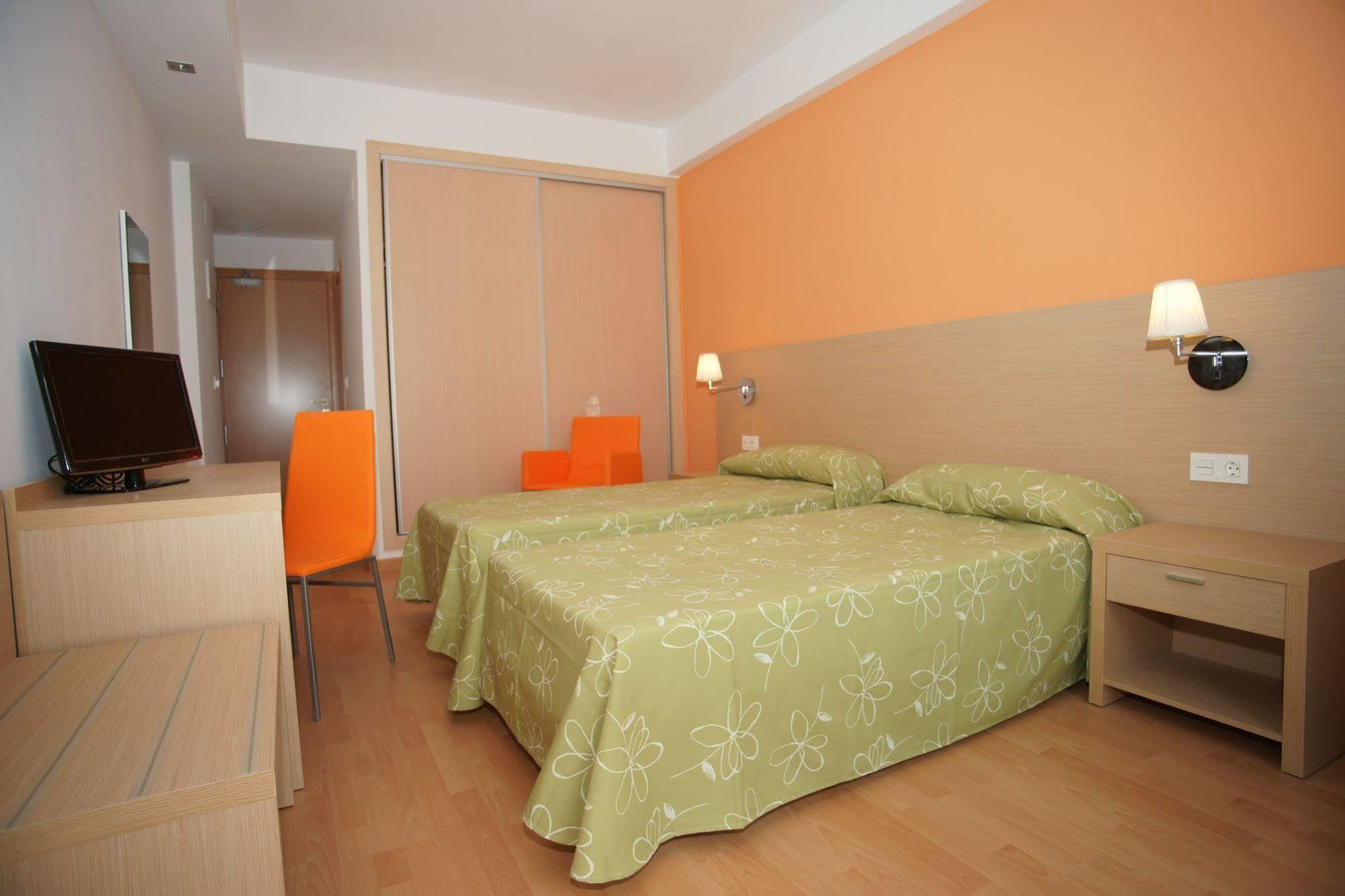 Hotel Golden เบนิดอร์ม ภายนอก รูปภาพ